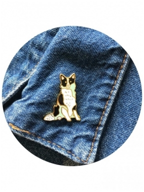 BERRY LIGHTS badge DOG