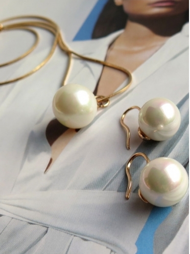 CINAMONN necklace and earrings PEARLS 2