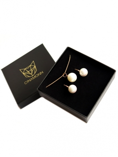 CINAMONN necklace and earrings PEARLS 3