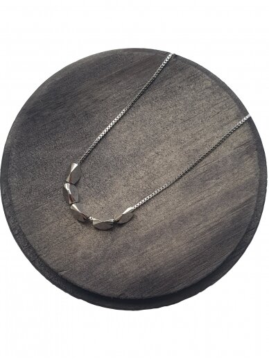 Pendant | FIGURES 2