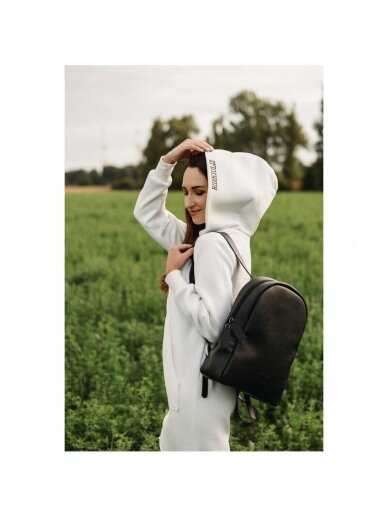 Juoda kuprinė | PURE 6