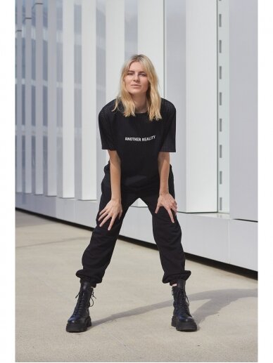 Women’s black jogger pants 3