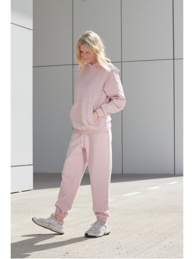 Women’s pink jogger pants 2
